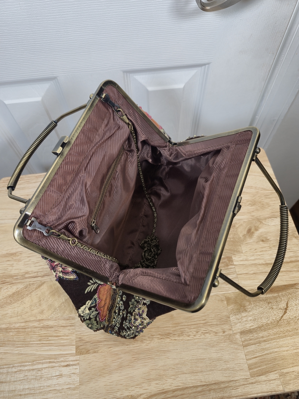 Vintage Beaded Floral Tapestry Frame Bag Whimsigoth Cottagecore Kiss Lock Purse - Picture 4 of 6